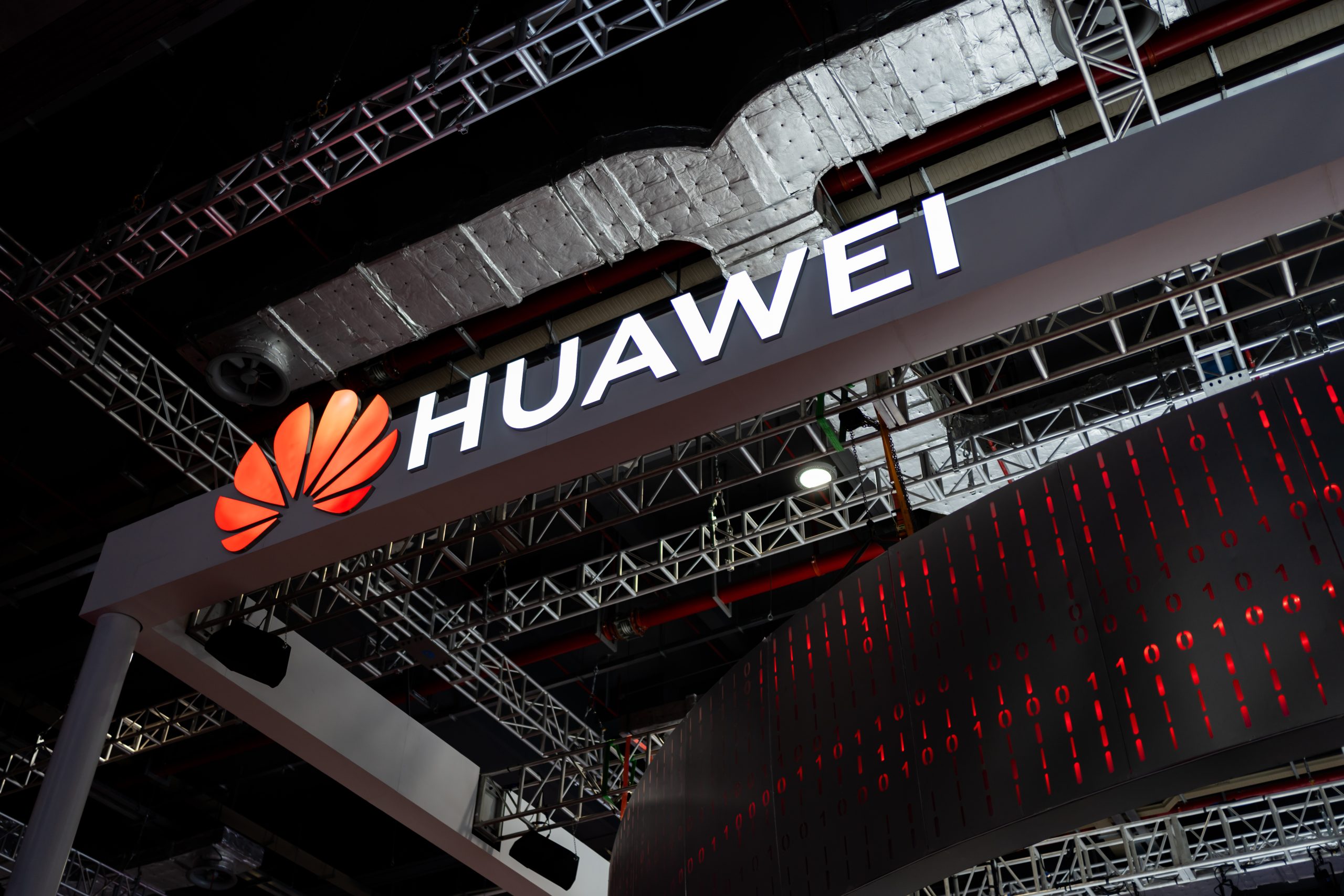 MCIT Inaugurates Huawei’s New Office in Qatar