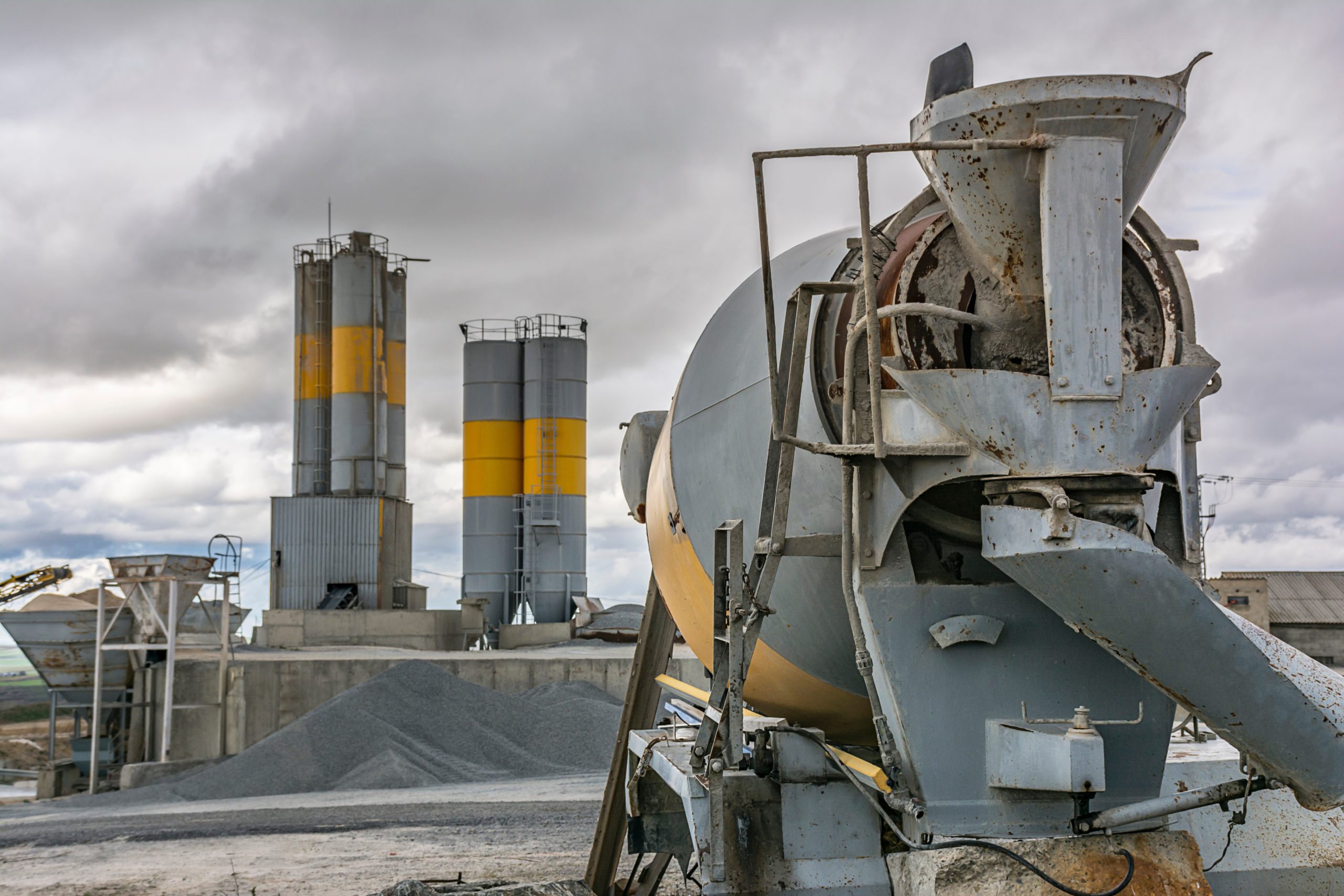 Oman Plans Middle East’s First Low-Carbon Cement Plant