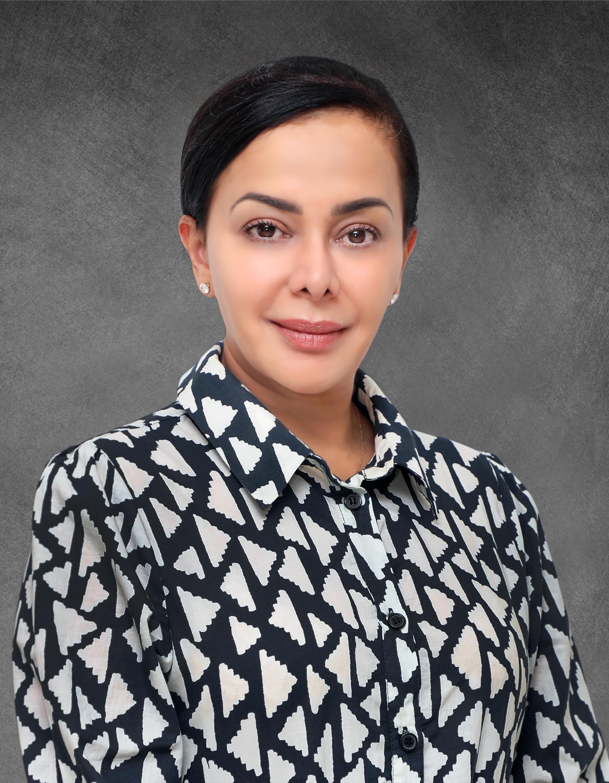 Overcoming the Challenges of Implementing Technology in Large Workforces
