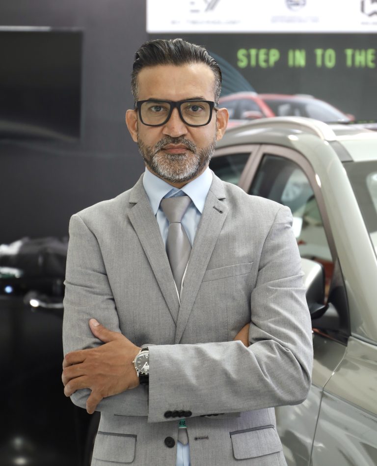 Empowering Innovation: Adeel Irshad’s Leadership in SIIG’s Sustainable Mobility Transformation